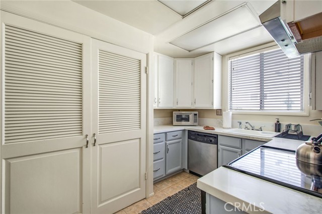 Detail Gallery Image 34 of 69 For 5653 E 2nd, Long Beach,  CA 90803 - – Beds | – Baths