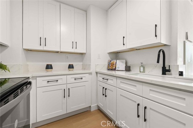 1750 E Ocean Boulevard, Long Beach CA: https://media.crmls.org/medias/2c36fd7e-1e4a-4227-aae1-09b37ca77969.jpg