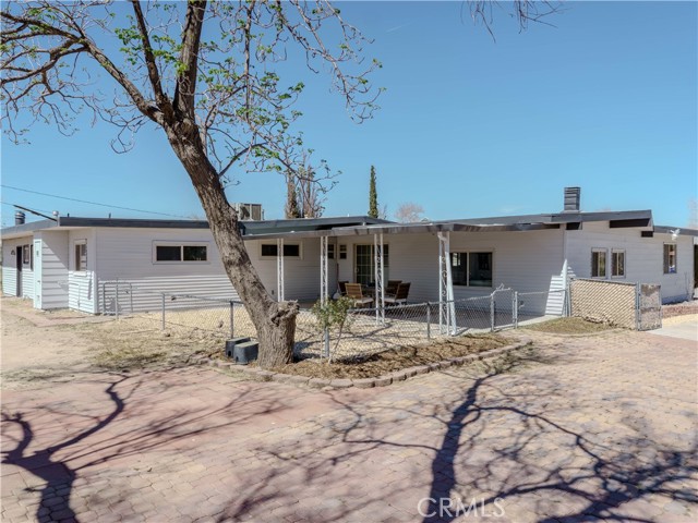 Detail Gallery Image 27 of 42 For 15801 Malpais Ln, Victorville,  CA 92394 - 3 Beds | 2 Baths