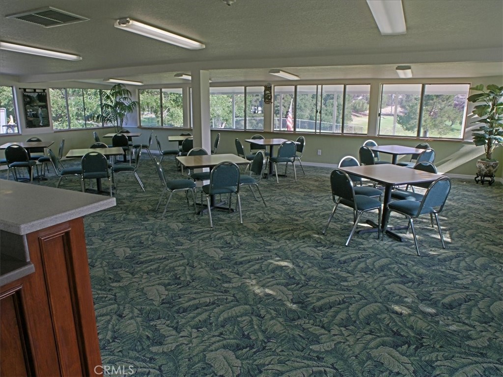 https://media.crmls.org/medias/2c38d999-62b6-4eec-8691-f187dbca37ec.jpg?preset=X-Large