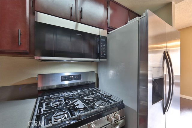Detail Gallery Image 11 of 32 For 222 S Catalina Ave #9,  Pasadena,  CA 91106 - 3 Beds | 3/1 Baths