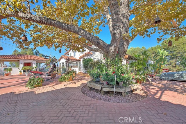 Detail Gallery Image 7 of 60 For 145 S Vista Grande, a,  Anaheim Hills,  CA 92807 - 3 Beds | 2 Baths