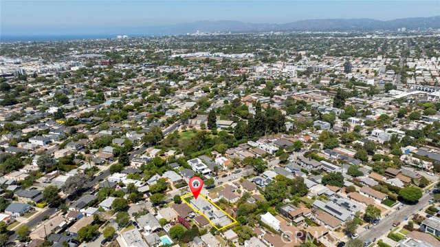 4250 McConnell Boulevard, Los Angeles CA: https://media.crmls.org/medias/2c3a3137-7c40-491d-b5df-76778f4be099.jpg