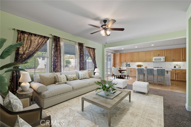 Detail Gallery Image 5 of 30 For 10114 Oporto Way, Bakersfield,  CA 93306 - 3 Beds | 3 Baths