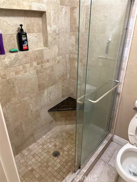 Detail Gallery Image 6 of 11 For 1400 Vista Grande, Fullerton,  CA 92835 - 3 Beds | 2/1 Baths