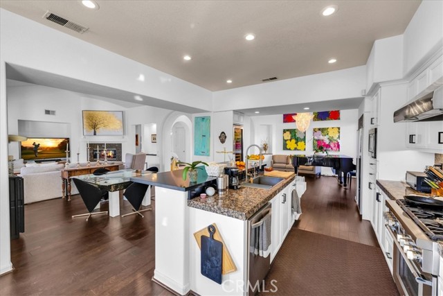 Detail Gallery Image 16 of 75 For 4 Oakmont Dr, Rancho Mirage,  CA 92270 - 5 Beds | 4/1 Baths