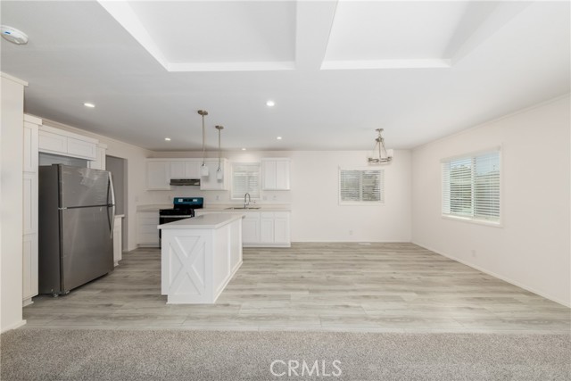 1560 Massachussetts Avenue, Riverside CA: https://media.crmls.org/medias/2c3b5fbc-a59c-4c63-807e-ade46fca606a.jpg