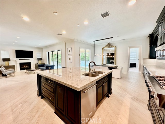 Detail Gallery Image 8 of 32 For 29 Swift, Lake Forest,  CA 92630 - 5 Beds | 4/1 Baths