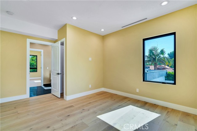 Detail Gallery Image 34 of 57 For 13838 Milbank St, Sherman Oaks,  CA 91423 - 4 Beds | 4 Baths