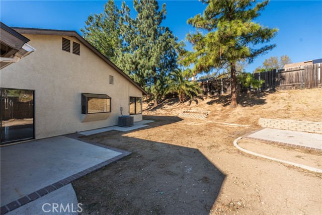 Detail Gallery Image 31 of 40 For 2395 Marigold St, San Bernardino,  CA 92407 - 4 Beds | 2 Baths