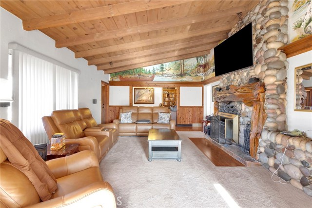 Detail Gallery Image 12 of 61 For 14415 Erie, Apple Valley,  CA 92307 - 4 Beds | 2 Baths