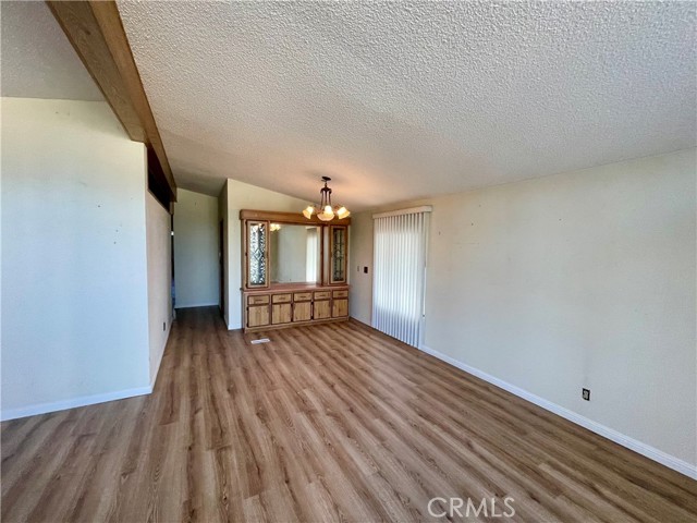 Detail Gallery Image 4 of 11 For 1650 E Clark Ave #284,  Santa Maria,  CA 93455 - 2 Beds | 2 Baths