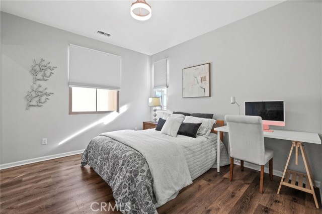 Detail Gallery Image 42 of 66 For 116 Nature Walk, Irvine,  CA 92618 - 3 Beds | 3/1 Baths