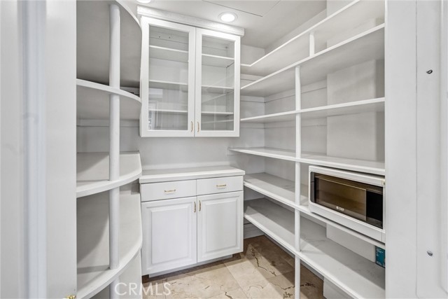 Detail Gallery Image 20 of 56 For 2290 Lombardy, San Marino,  CA 91108 - 5 Beds | 5 Baths