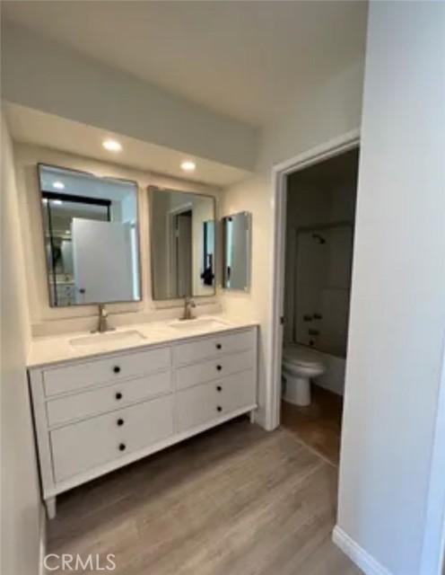 193 Stanford Court, Irvine CA: https://media.crmls.org/medias/2c3e1908-0d7e-4c19-93b8-cd45eba6dfb0.jpg
