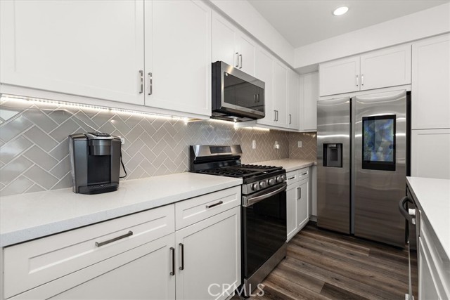 Detail Gallery Image 7 of 28 For 11063 Wander, Rancho Cucamonga,  CA 91730 - 2 Beds | 2 Baths