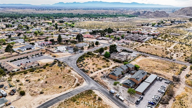 Detail Gallery Image 6 of 30 For 15750 Olalee Rd, Apple Valley,  CA 92307 - – Beds | – Baths