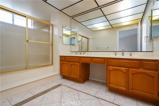 Detail Gallery Image 23 of 34 For 12067 Turtle Springs Ct, Porter Ranch,  CA 91326 - 3 Beds | 2/1 Baths