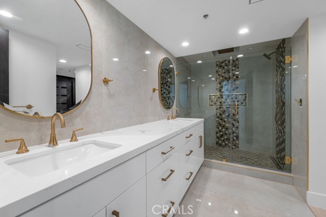 Detail Gallery Image 33 of 52 For 345 Pioneer Dr #601,  Glendale,  CA 91203 - 2 Beds | 2 Baths