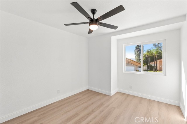 Image 24 of 51 For 40156 Starling Street