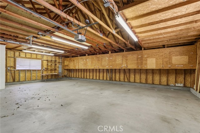 Image 48 of 62 For 16860 Rayen Street