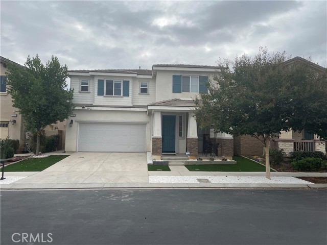 7107 Beckett Field Ln, Eastvale, CA 92880