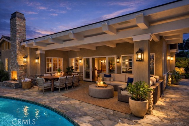 Detail Gallery Image 2 of 21 For 1330 Santanella, Corona Del Mar,  CA 92625 - 4 Beds | 3/1 Baths