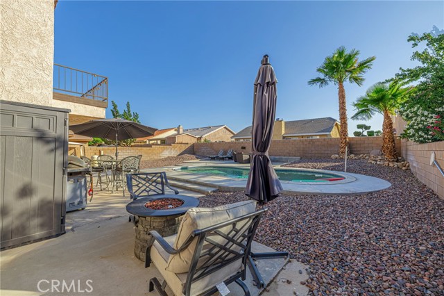13290 Riverview Drive, Victorville CA: https://media.crmls.org/medias/2c421e92-7ff7-4ed3-8248-3a1c5f4e03f2.jpg