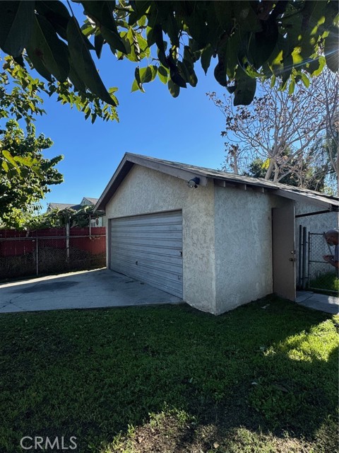 Detail Gallery Image 9 of 10 For 11200 11200 Stanford Ave, Los Angeles,  CA 90059 - 2 Beds | 1 Baths