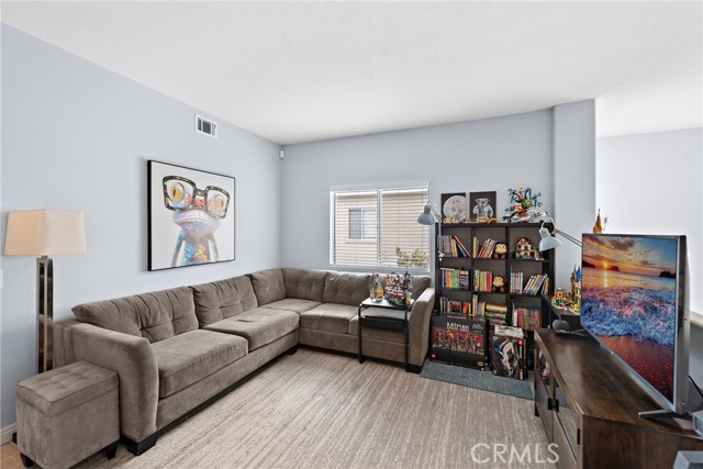 26 Hawksmoor, Aliso Viejo CA: https://media.crmls.org/medias/2c445b1f-681d-4f73-abea-679127bc6f19.jpg