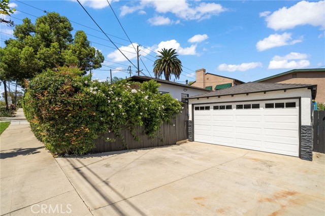 600 Ximeno Avenue, Long Beach, California 90814, 2 Bedrooms Bedrooms, ,1 BathroomBathrooms,Single Family Residence,For Sale,Ximeno,PW24179208