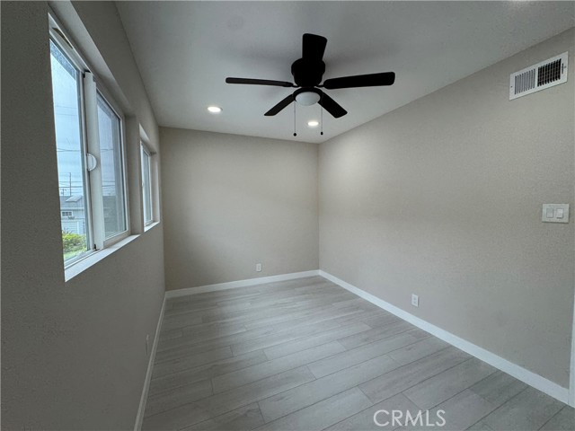 Detail Gallery Image 22 of 24 For 4609 Highgrove Ave, Torrance,  CA 90505 - 8 Beds | 3/2 Baths