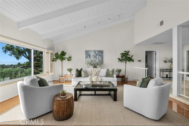 Detail Gallery Image 3 of 25 For 30435 Camino Porvenir, Rancho Palos Verdes,  CA 90275 - 4 Beds | 3 Baths