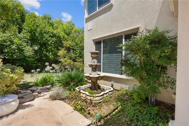 613 Noble Road photo 4