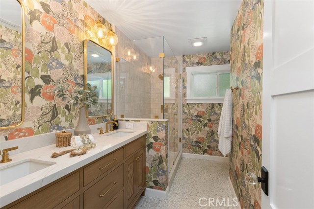 2301 Private Road, Newport Beach CA: https://media.crmls.org/medias/2c470b5c-f5c1-4112-92dc-4e2f5d95ff2d.jpg