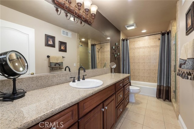 Detail Gallery Image 19 of 29 For 10130 Commerce Ave #2,  Tujunga,  CA 91042 - 2 Beds | 2 Baths