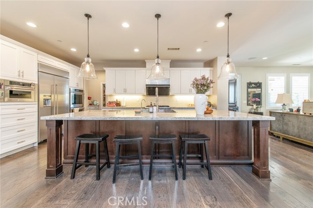 Image 9 of 66 For 220 Barnes  