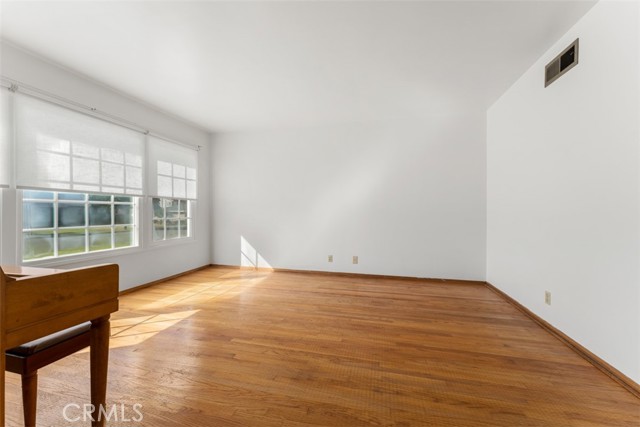 15025 Tricia Lane, La Mirada, CA, 90638 15025 Tricia Lane, La Mirada, CA, 90638