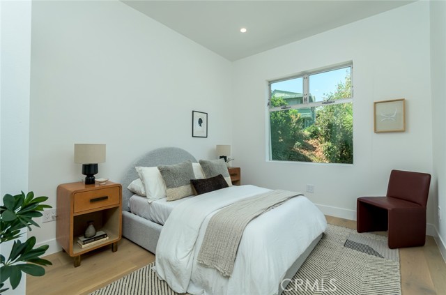 Detail Gallery Image 45 of 71 For 2023 Kenilworth Ave, Los Angeles,  CA 90039 - 3 Beds | 2 Baths