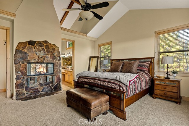 Detail Gallery Image 15 of 44 For 27920 Matterhorn, Lake Arrowhead,  CA 92352 - 5 Beds | 3/1 Baths