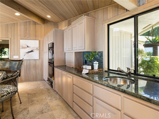 3423 Newridge Drive, Rancho Palos Verdes CA: https://media.crmls.org/medias/2c4aa879-8ea0-47d5-a9a1-95b22f186540.jpg