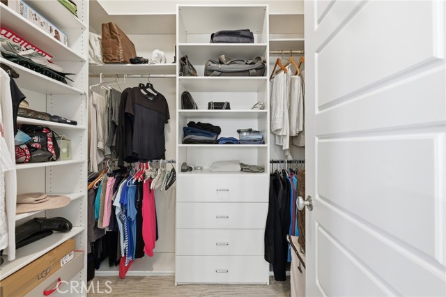 Detail Gallery Image 32 of 46 For 4977 Hydepark, Agoura Hills,  CA 91301 - 4 Beds | 2/1 Baths