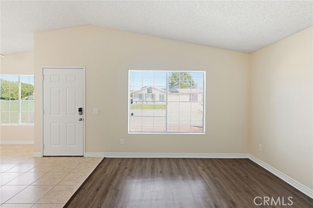 Detail Gallery Image 4 of 33 For 27317 Del Monte, Menifee,  CA 92586 - 2 Beds | 2 Baths