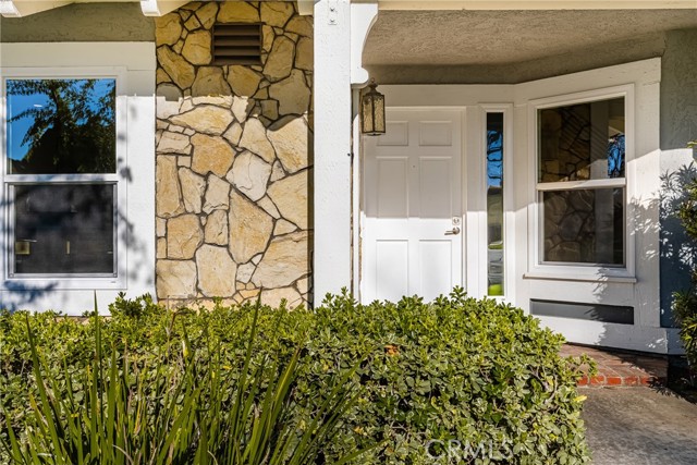 Detail Gallery Image 3 of 60 For 11 Thunder Trl #6,  Irvine,  CA 92614 - 4 Beds | 2/1 Baths