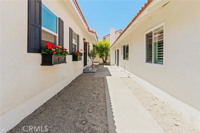 Detail Gallery Image 42 of 69 For 17698 Locust St, Fountain Valley,  CA 92708 - 7 Beds | 6 Baths