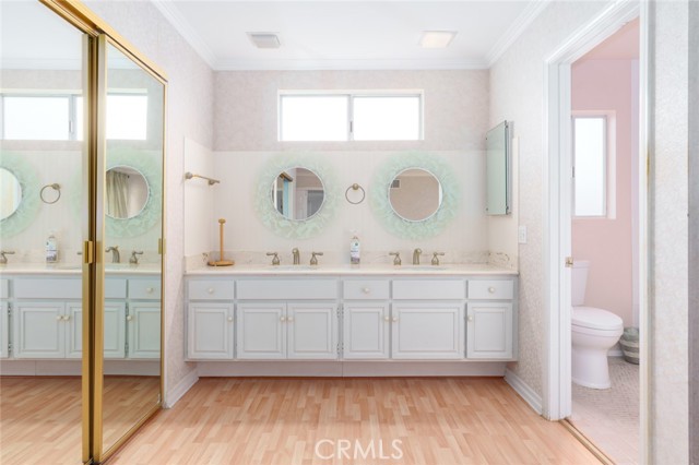 40 Club View Lane, Rolling Hills Estates, California 90274, 5 Bedrooms Bedrooms, ,3 BathroomsBathrooms,Residential,Sold,Club View,PW22062532