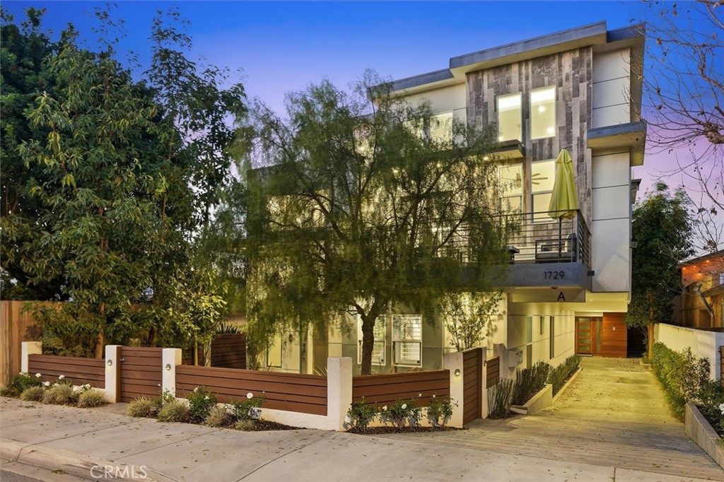 1729 Harriman Lane #A