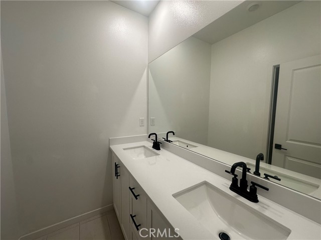 Detail Gallery Image 15 of 46 For 4088 Shada Ln, Corona,  CA 92883 - 4 Beds | 3 Baths