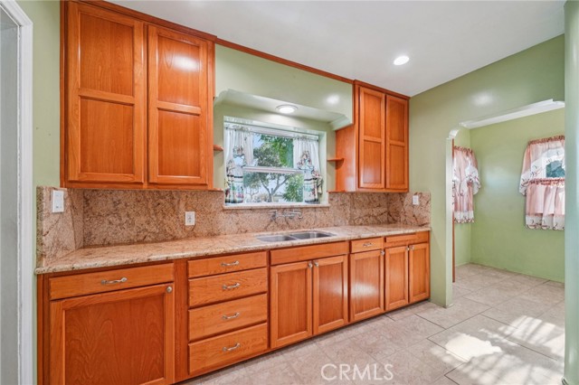 Detail Gallery Image 13 of 43 For 1002 N Florence Ave, Colton,  CA 92324 - 3 Beds | 2 Baths