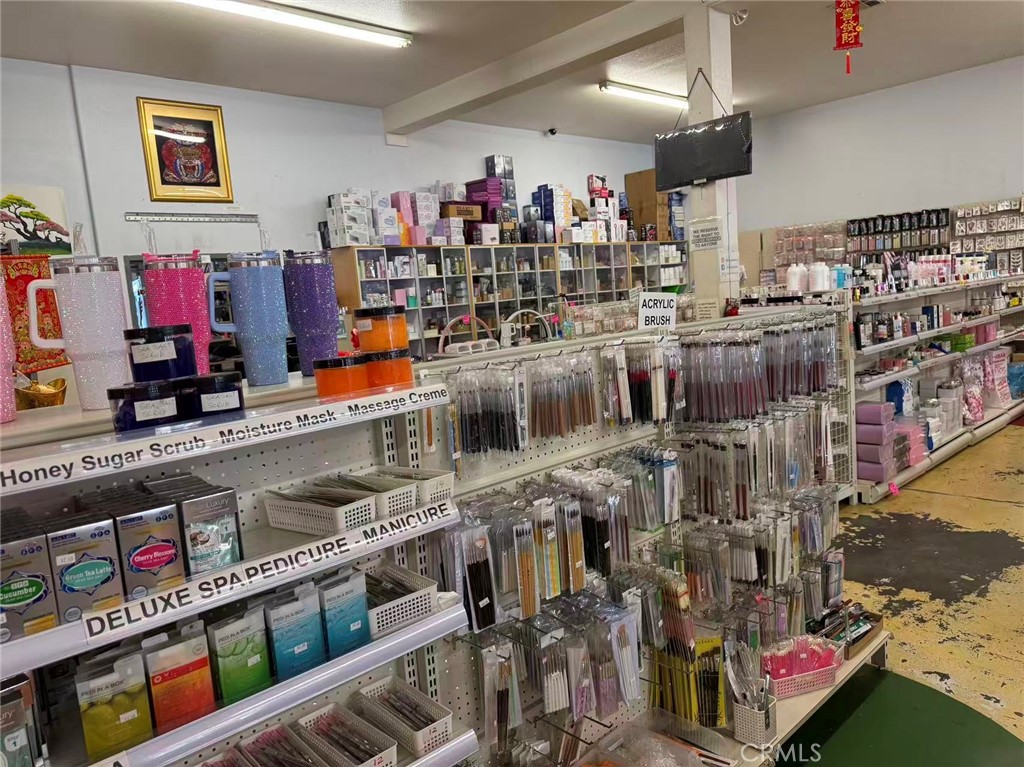 MLS #CV26004949 image #5